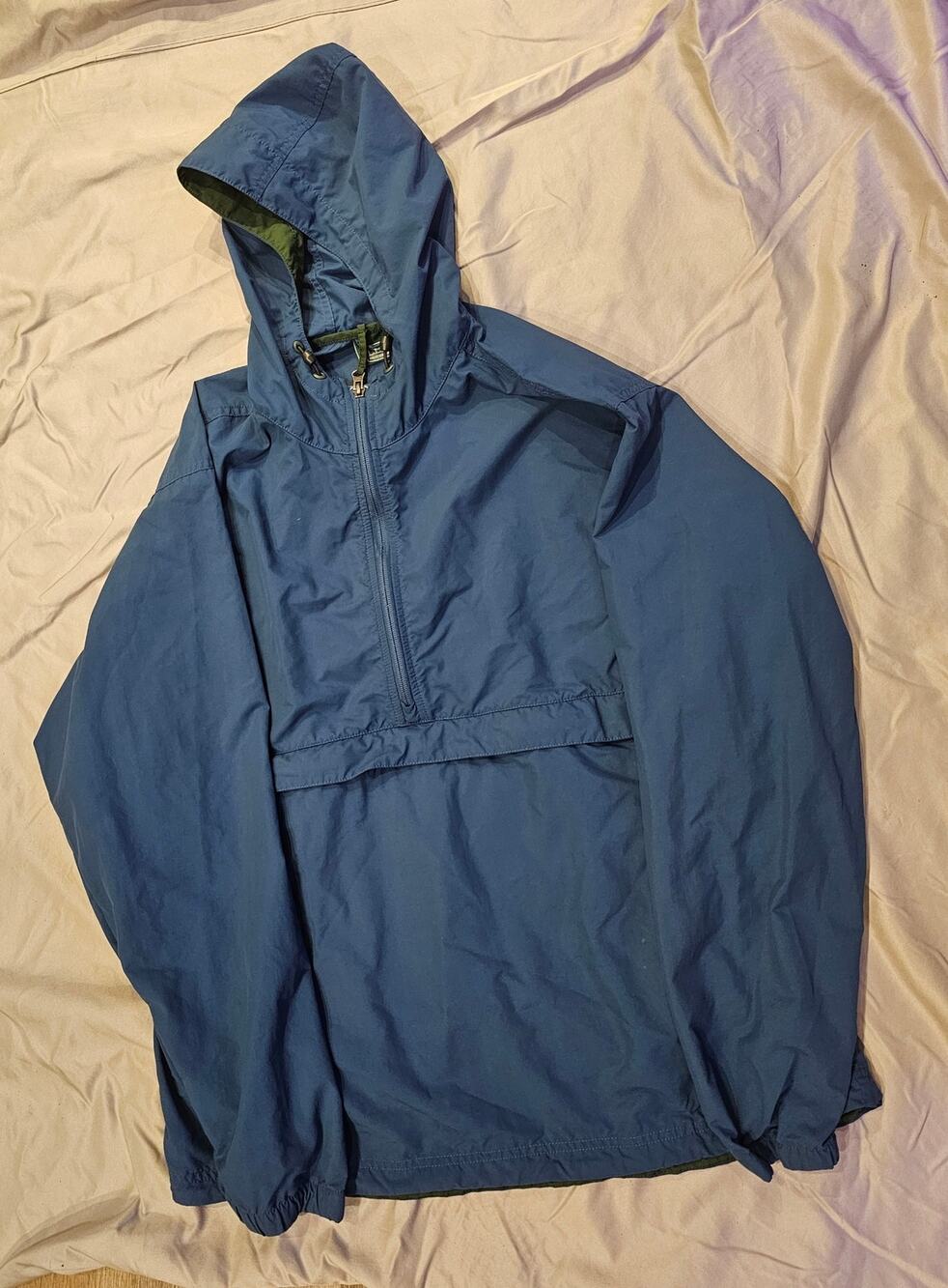 LL Bean Outdoors Blue Windbreaker Pullover Jacket Men L Nylon Hood Lightweight